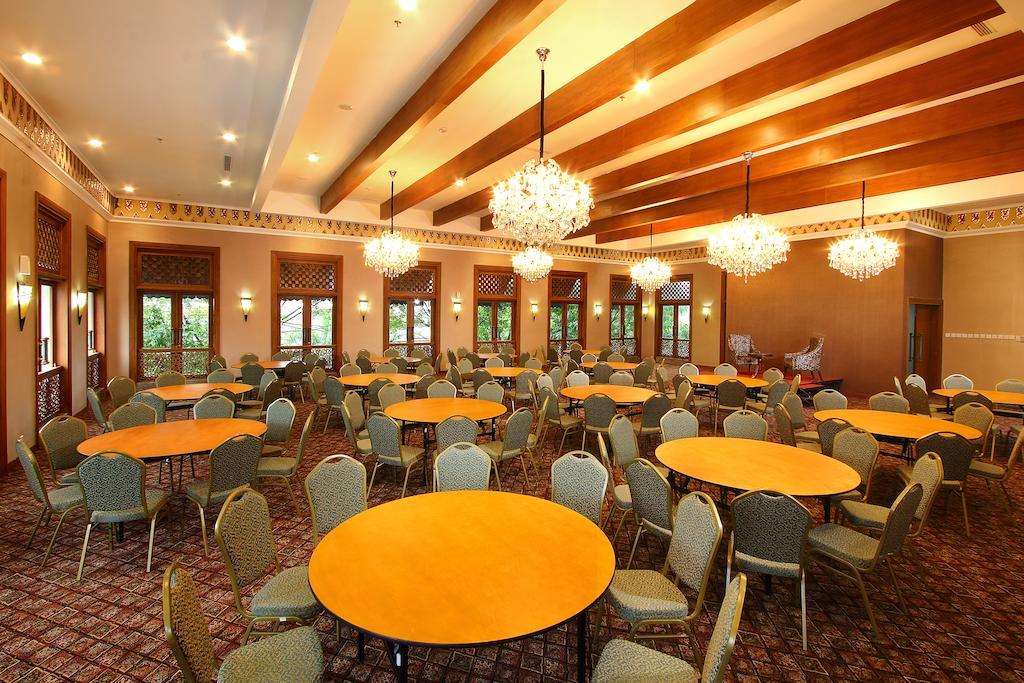 Aziza Syariah Hotel Solo By Horison Exteriér fotografie