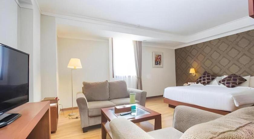 Aziza Syariah Hotel Solo By Horison Exteriér fotografie